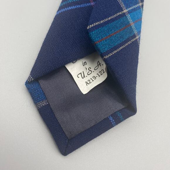 Vintage Pendleton Blue Plaid 100% Virgin Wool Necktie Made In USA Tie - Picture 5 of 5